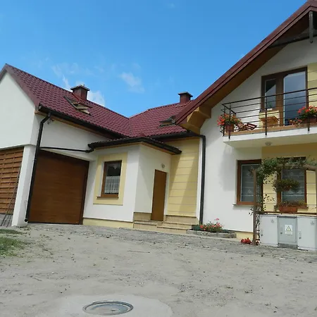 Apartament Kwiatowa *